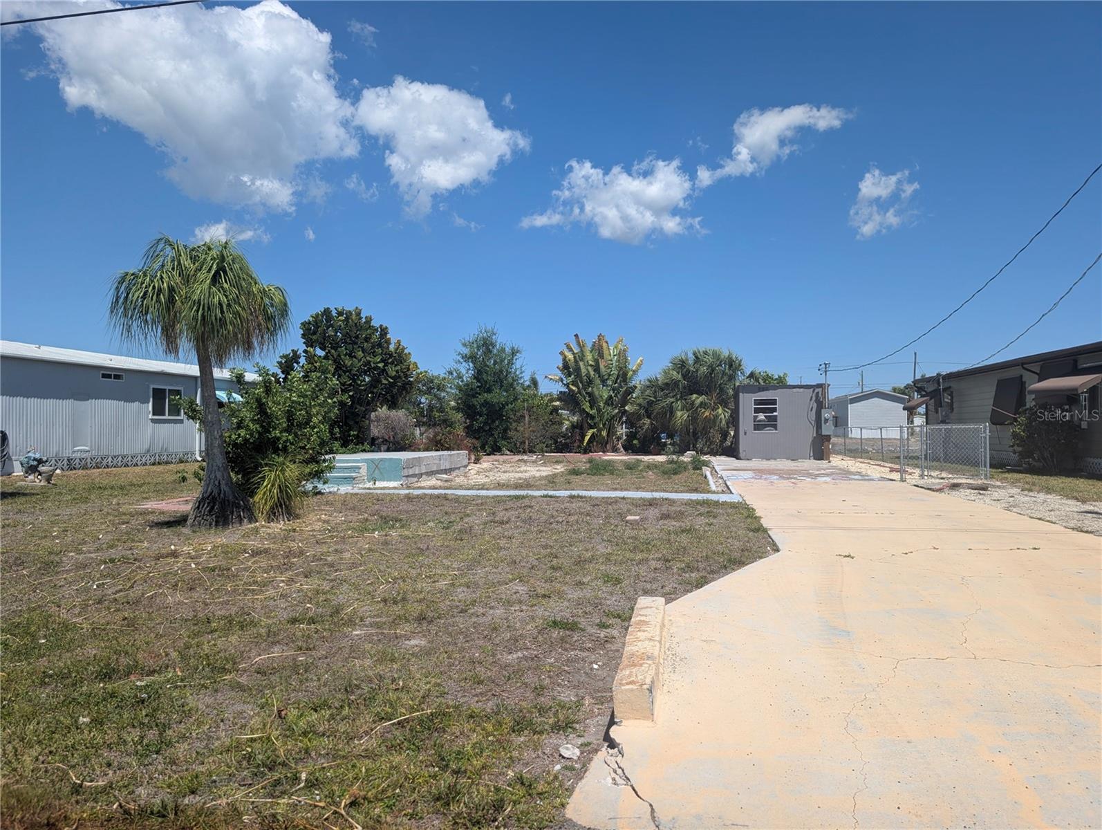 1273 Kingfisher Dr, Englewood, FL 34224
