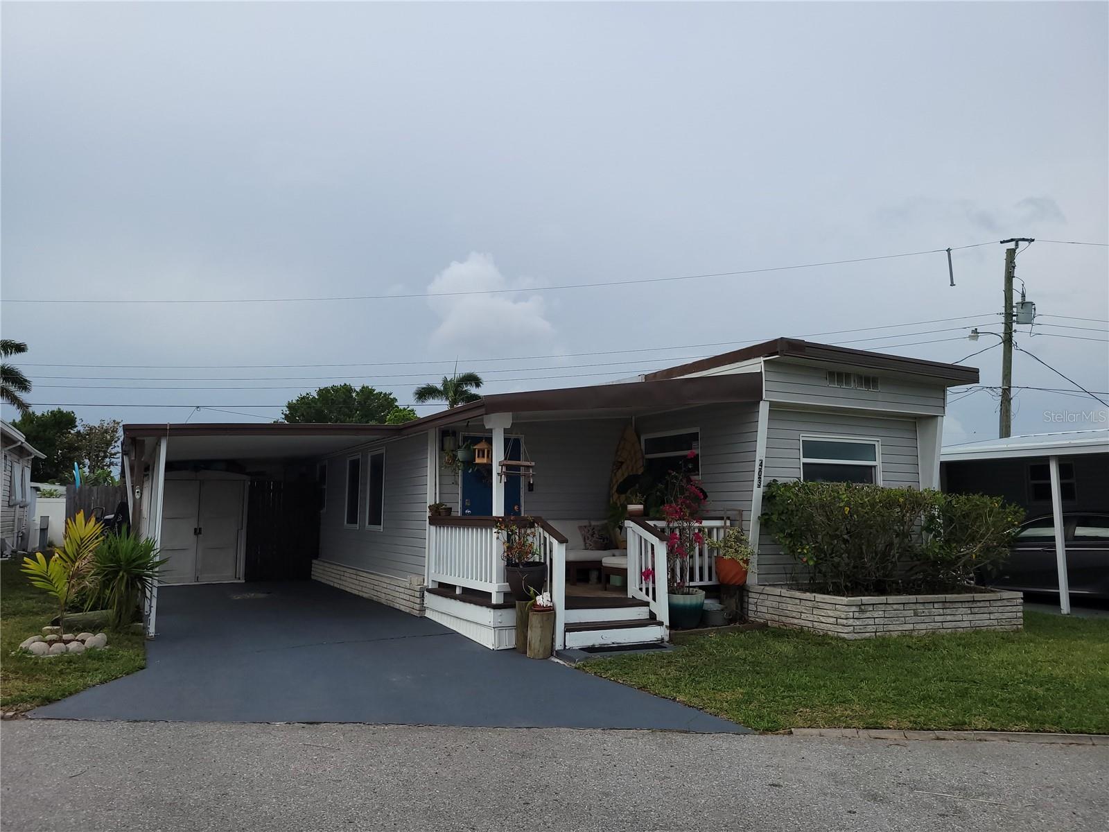 403 52nd Avenue Plz W, Bradenton, FL 34207