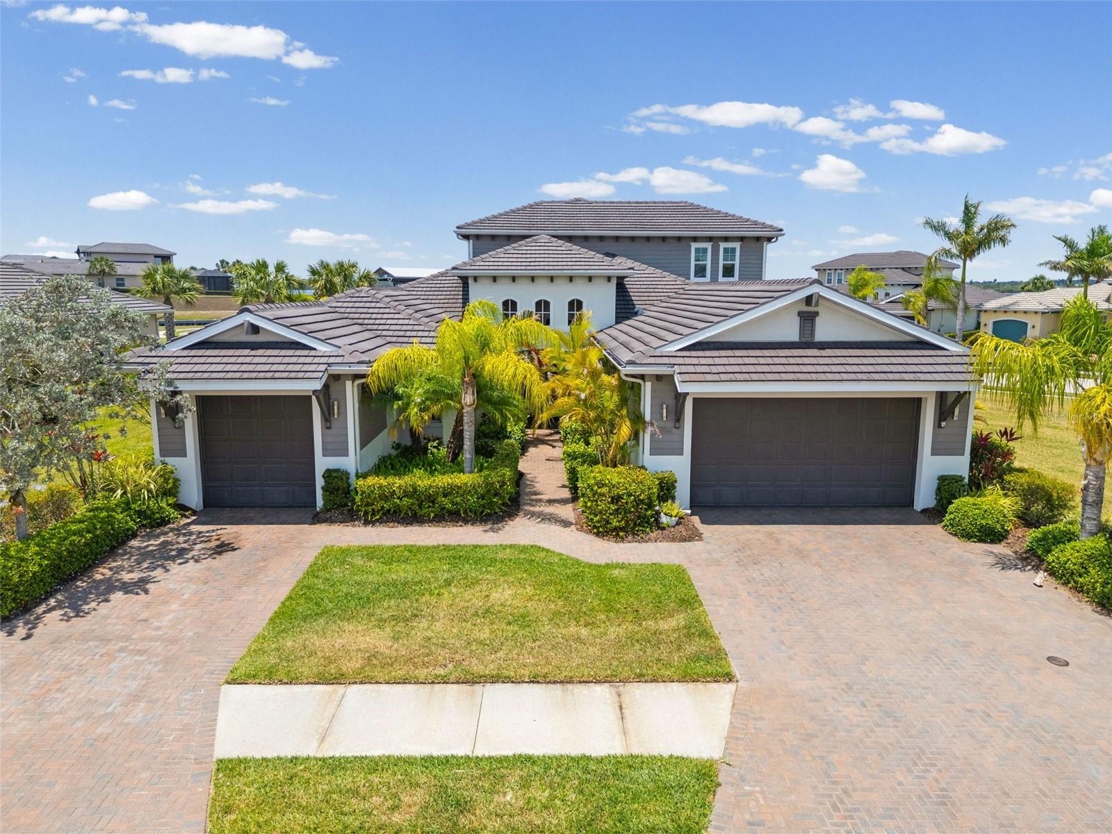1256 Tyne Ln, Bradenton, FL 34208