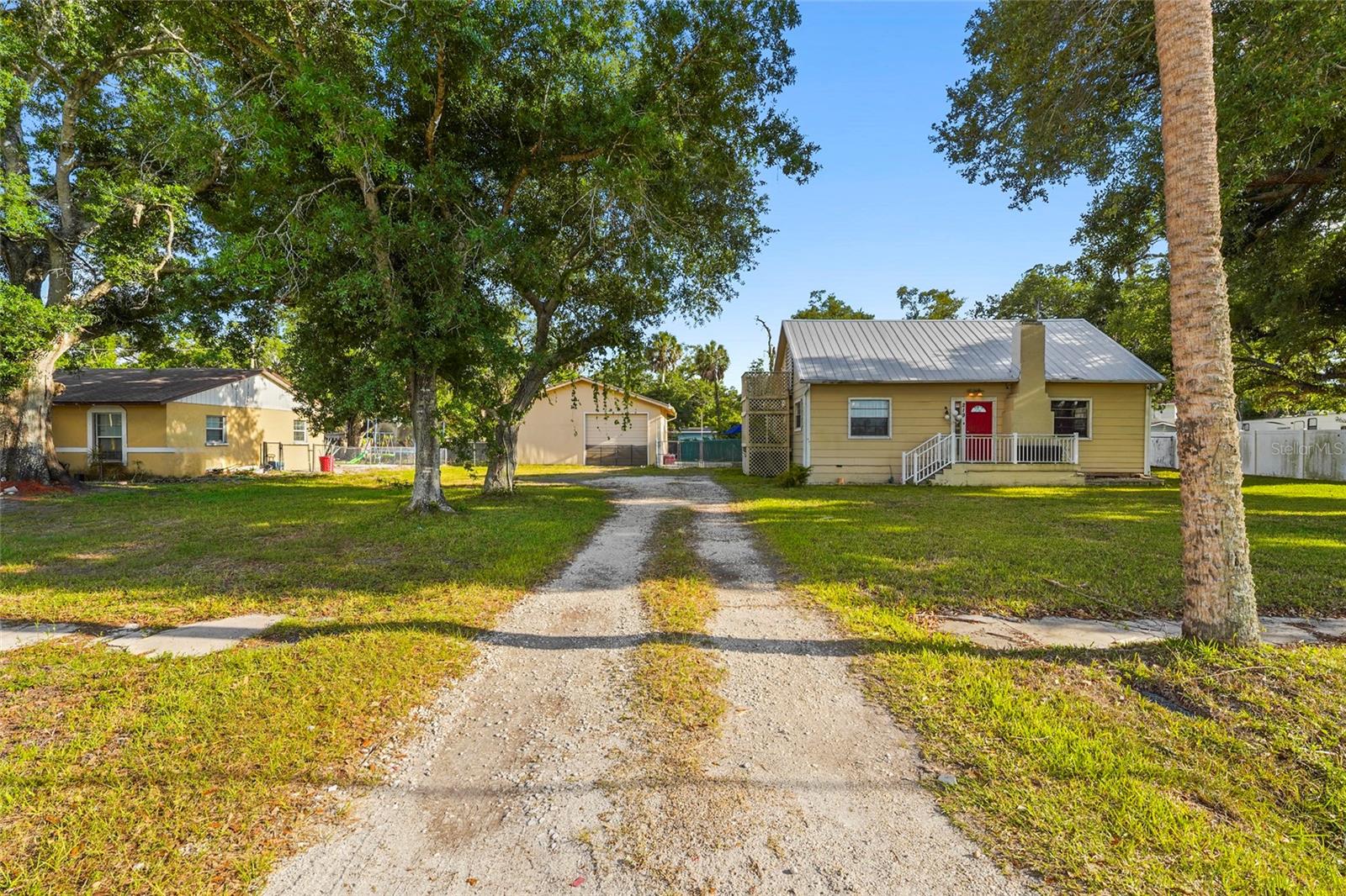 219 39th St E, Palmetto, FL 34221
