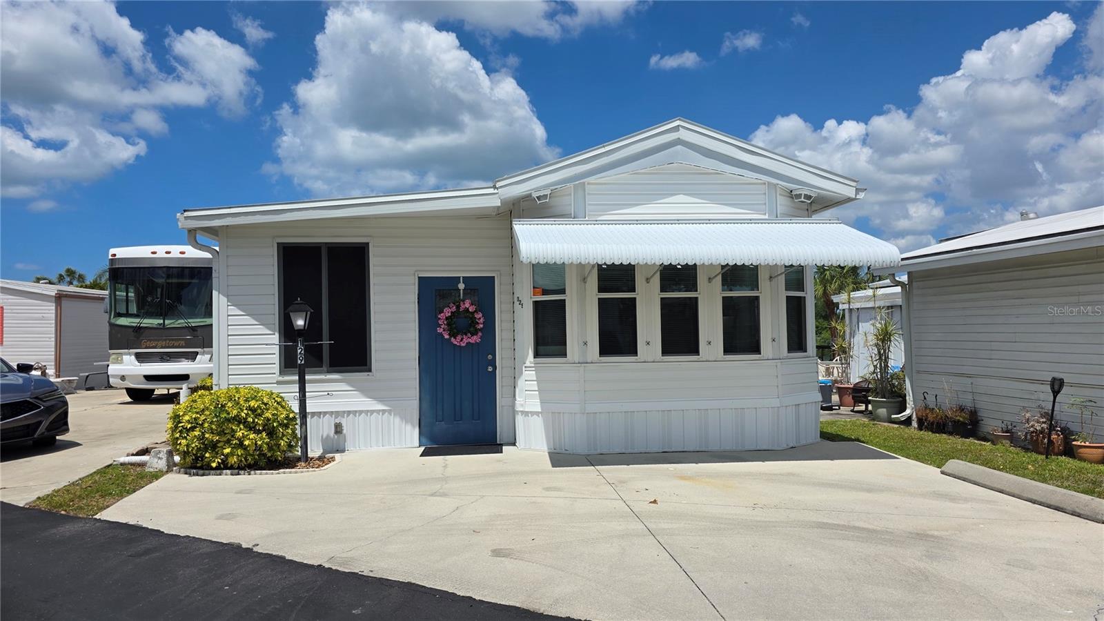 1674 University Pkwy Lot 129, Sarasota, FL 34243