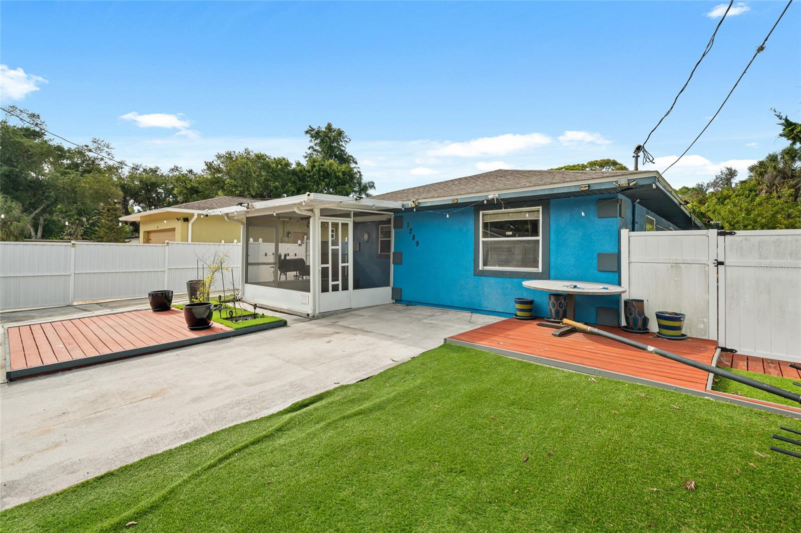1289 42nd St, Sarasota, FL 34234