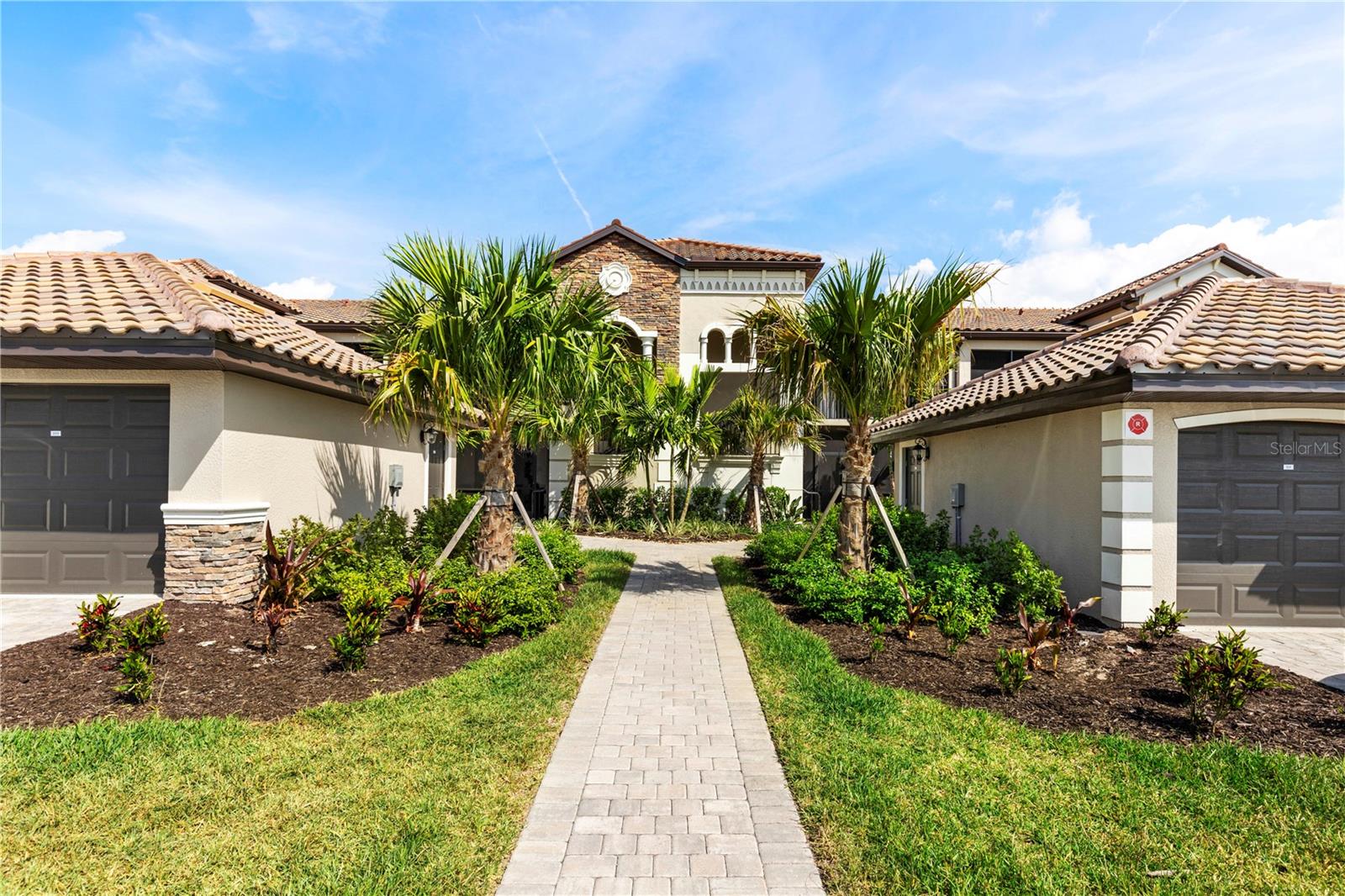 5558 Palmer Cir #105, Bradenton, FL 34211