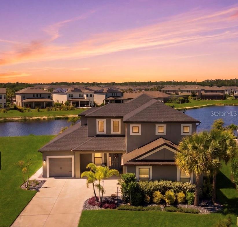 9293 Tequila Sunrise Dr, Sarasota, FL 34241