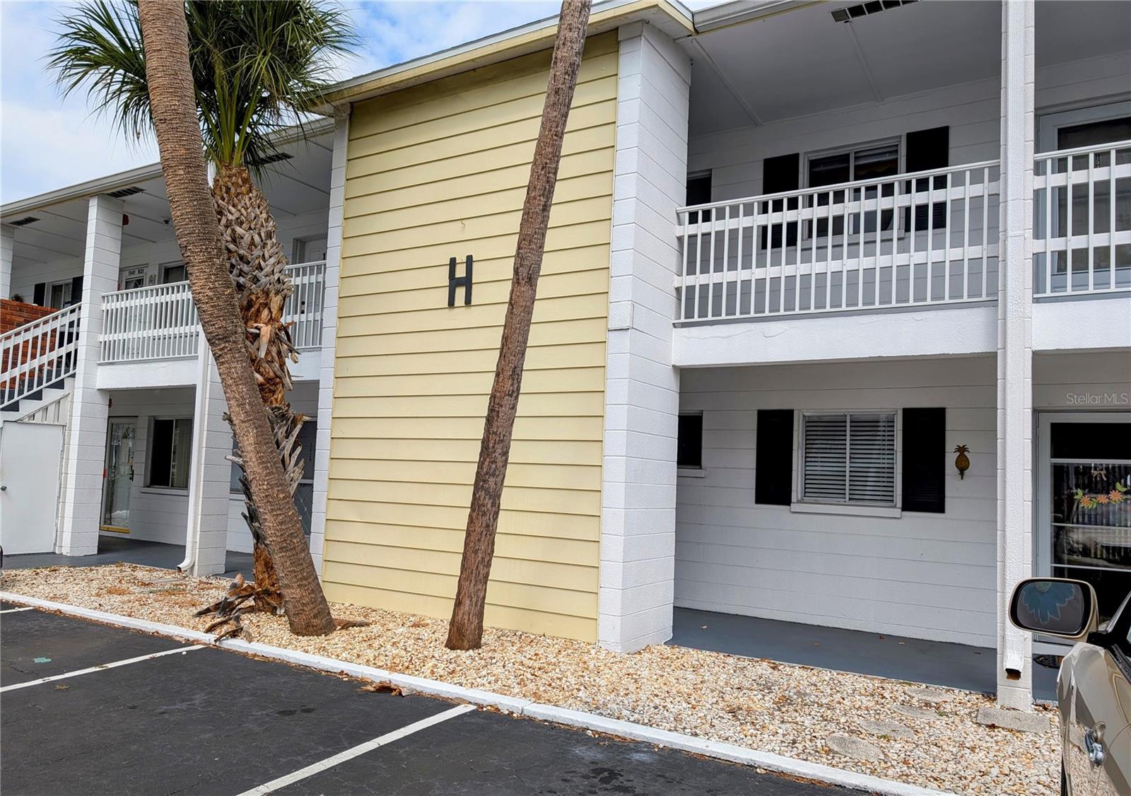 1545 Pleasant Rd #H-23, Bradenton, FL 34207