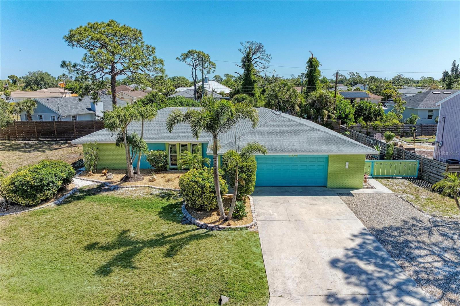 1184 Kenisco Rd, Venice, FL 34293
