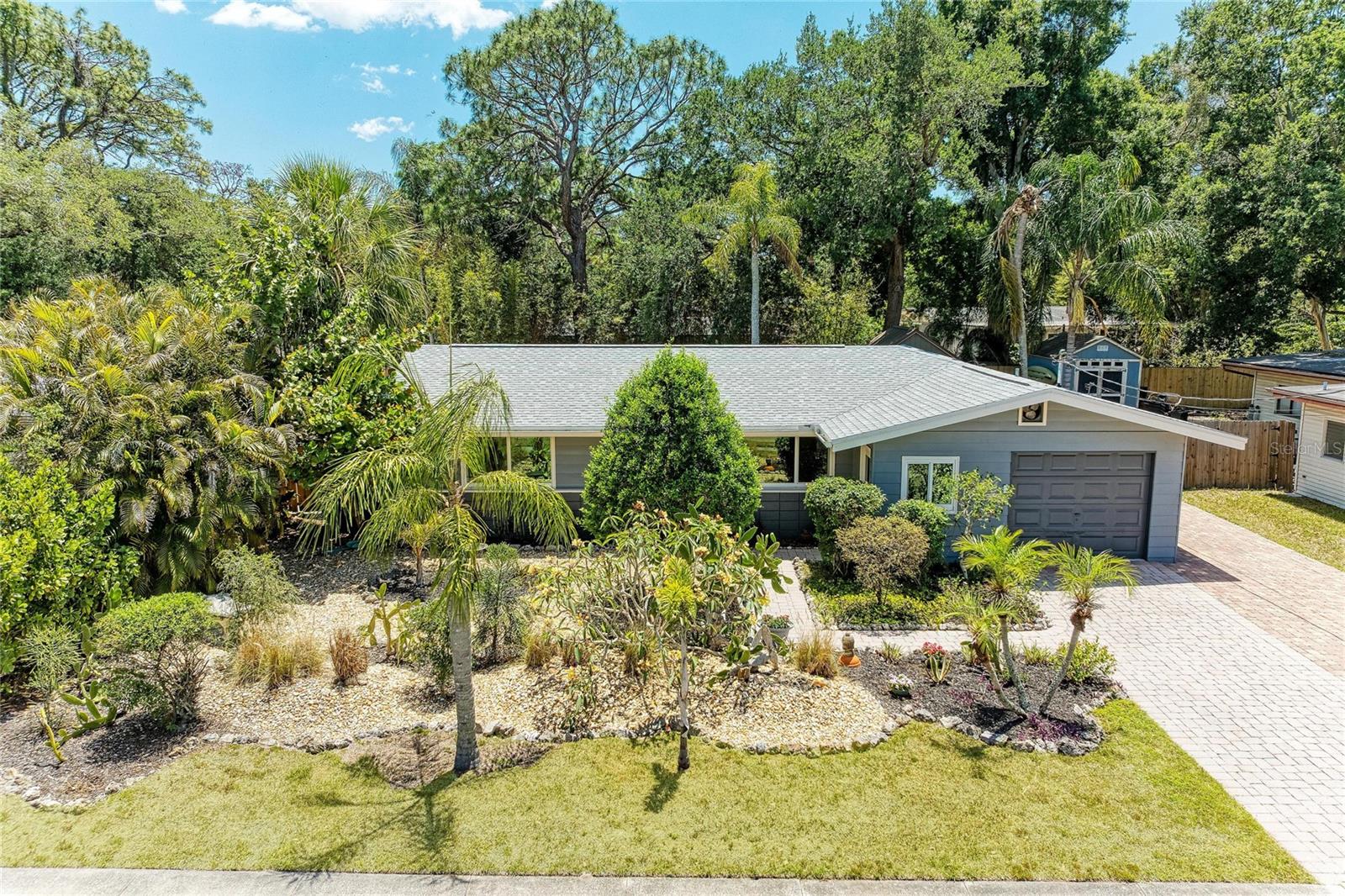 2616 Wood St, Sarasota, FL 34237