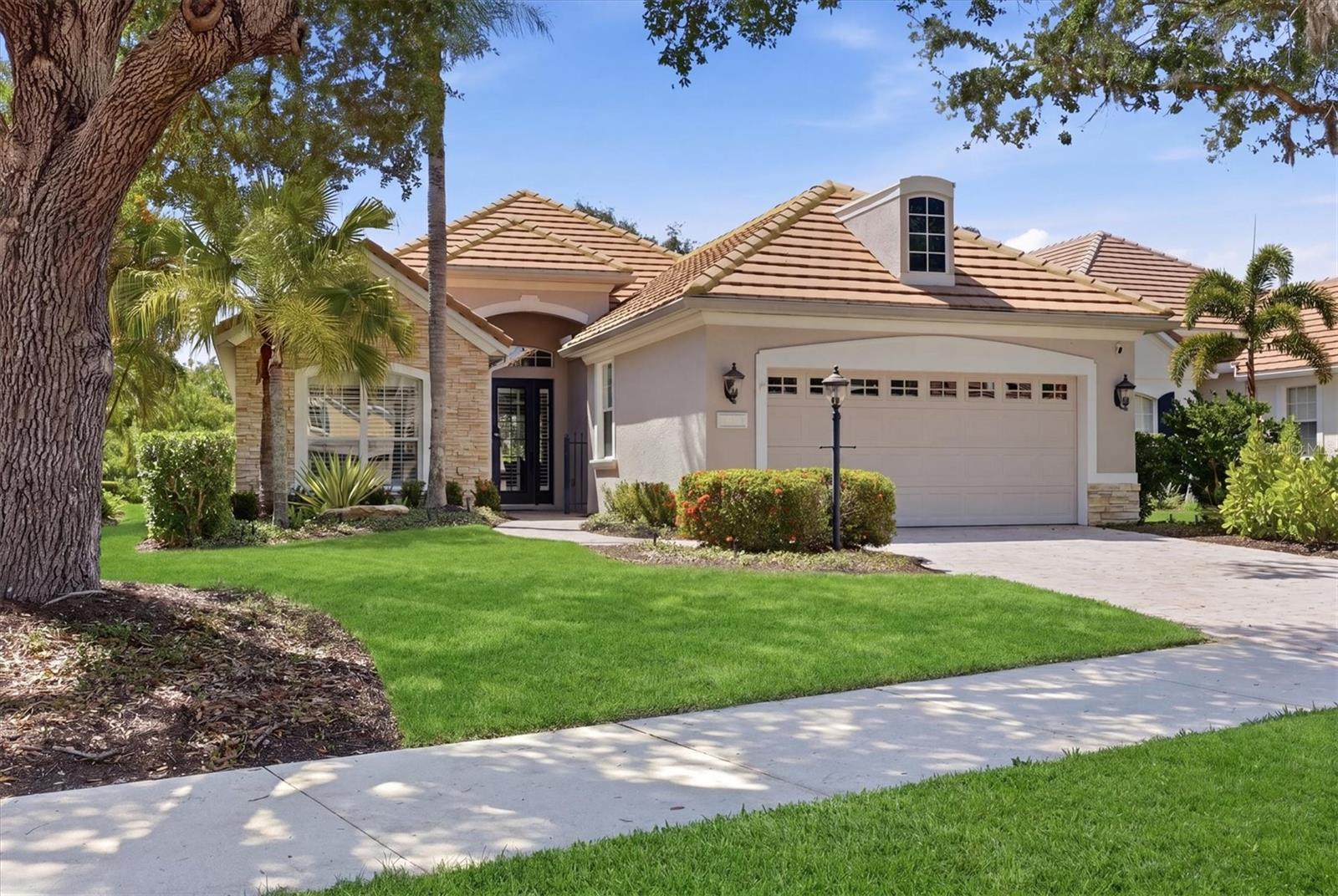 7466 Edenmore St, Lakewood Ranch, FL 34202