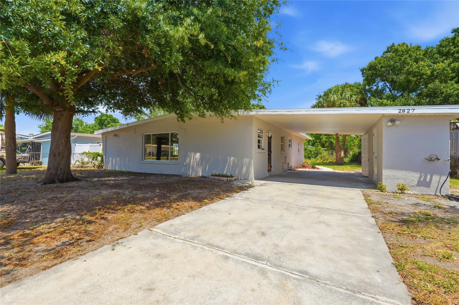 2827 22nd St W, Bradenton, FL 34205