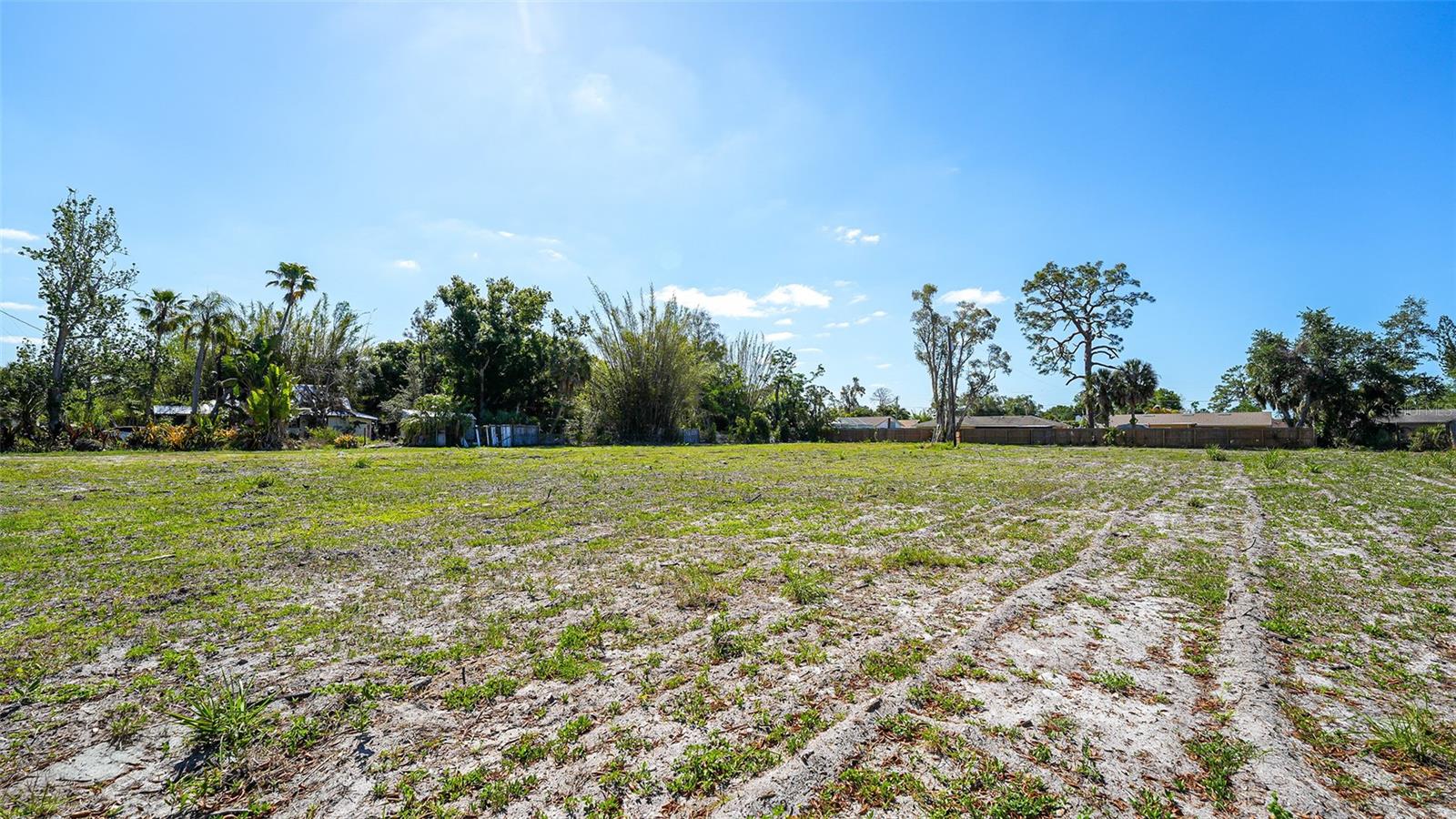 2424 Ashton Rd, Sarasota, FL 34231
