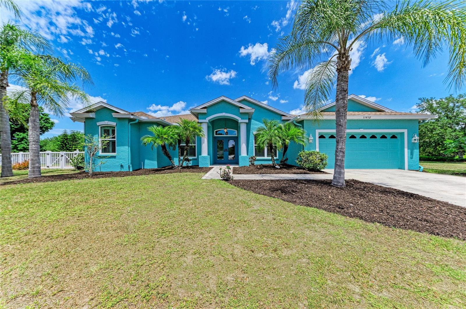 17612 White Fox Dr, Parrish, FL 34219