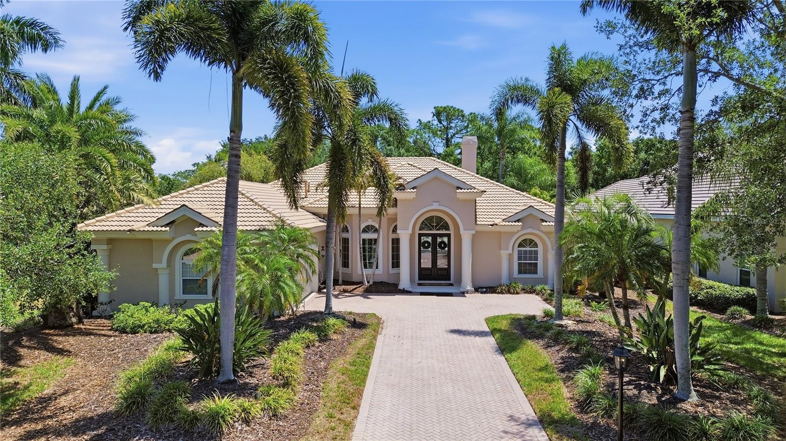 8309 Grosvenor Ct, Bradenton, FL 34201