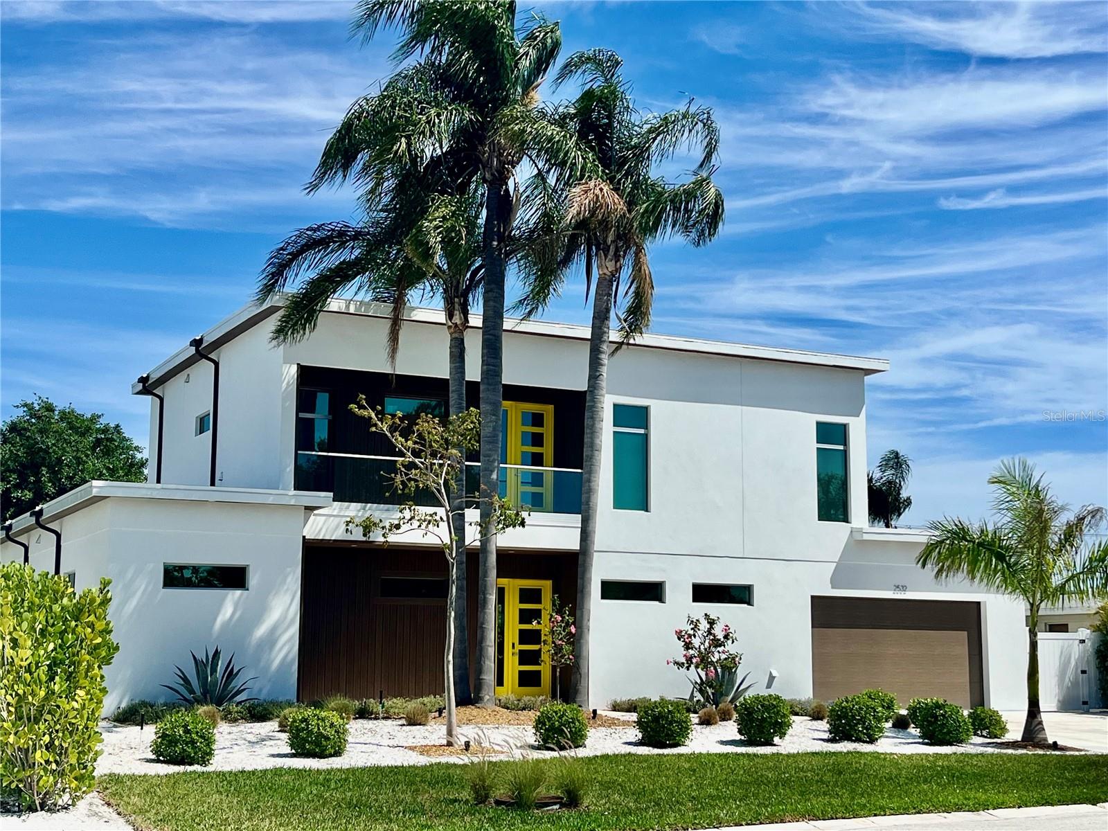 2532 Fruit Tree Dr, Sarasota, FL 34239