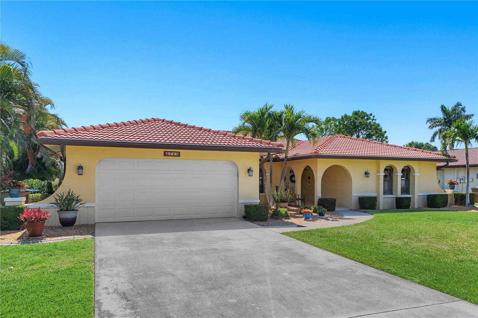 3718 Se 8th Ave, Cape Coral, FL 33904