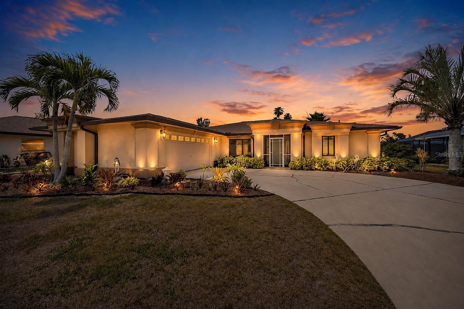 816 S Gondola Dr, Venice, FL 34293