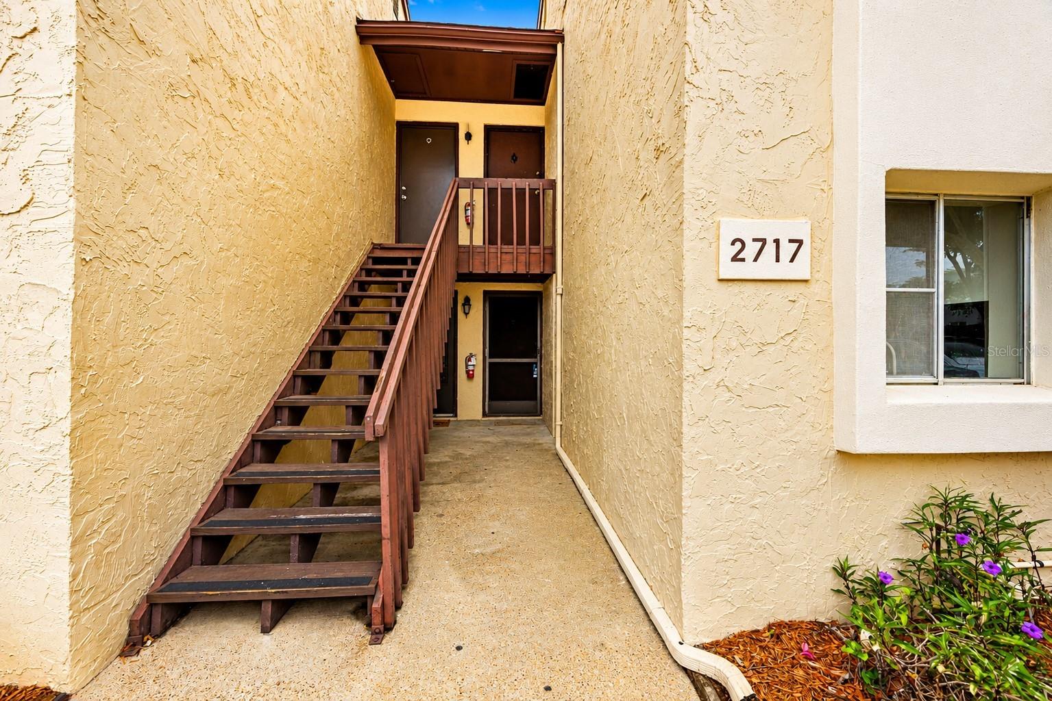 2717 Hidden Lake Blvd #B, Sarasota, FL 34237