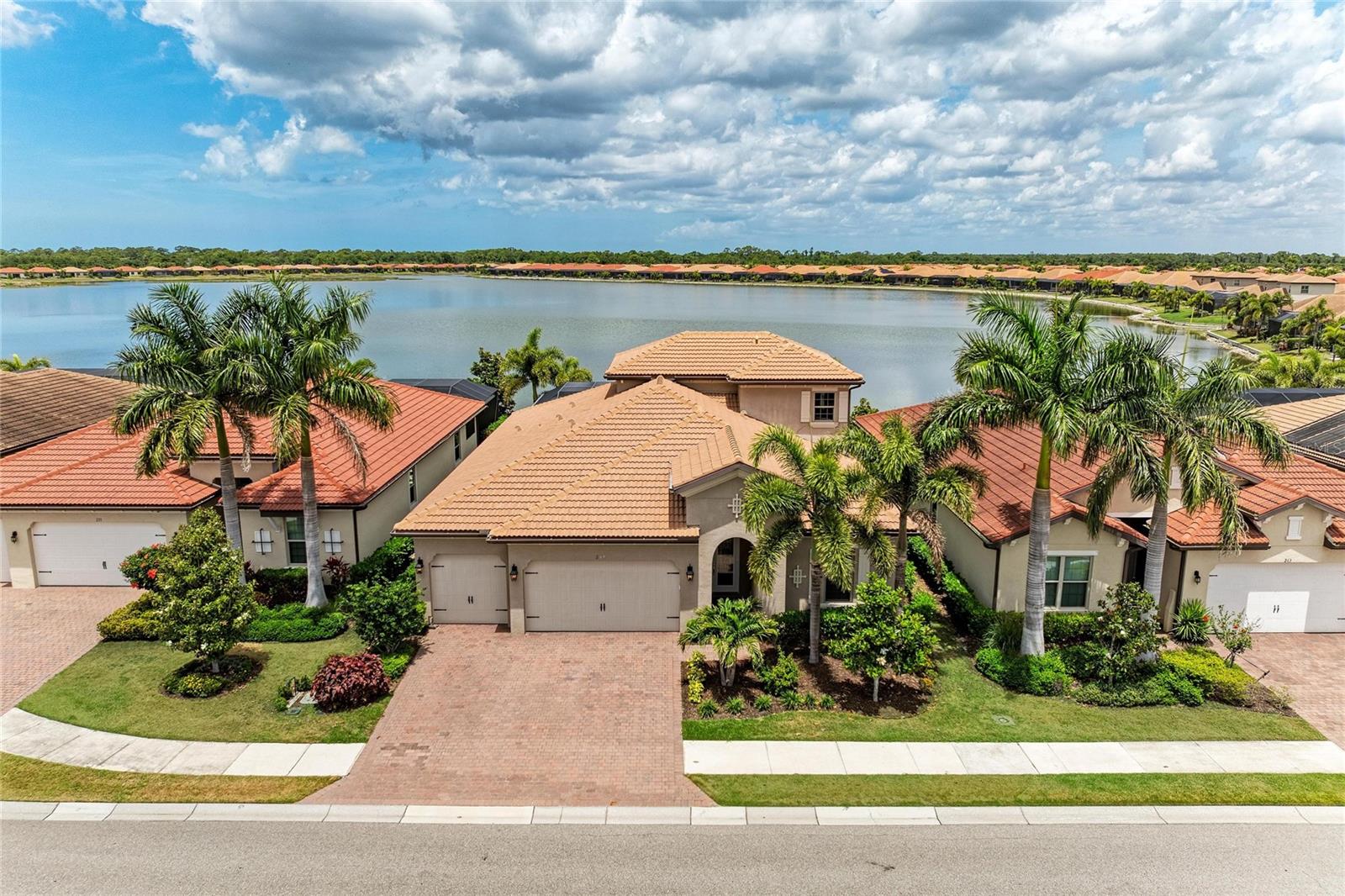 259 Toscavilla Blvd, Nokomis, FL 34275