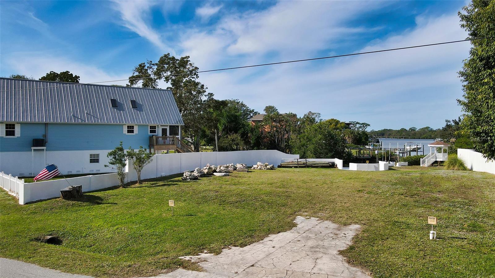 Ravenna St, Nokomis, FL 34275