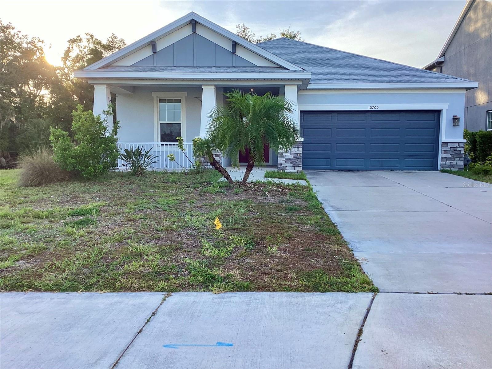 10705 Fieldstone Dr, Palmetto, FL 34221