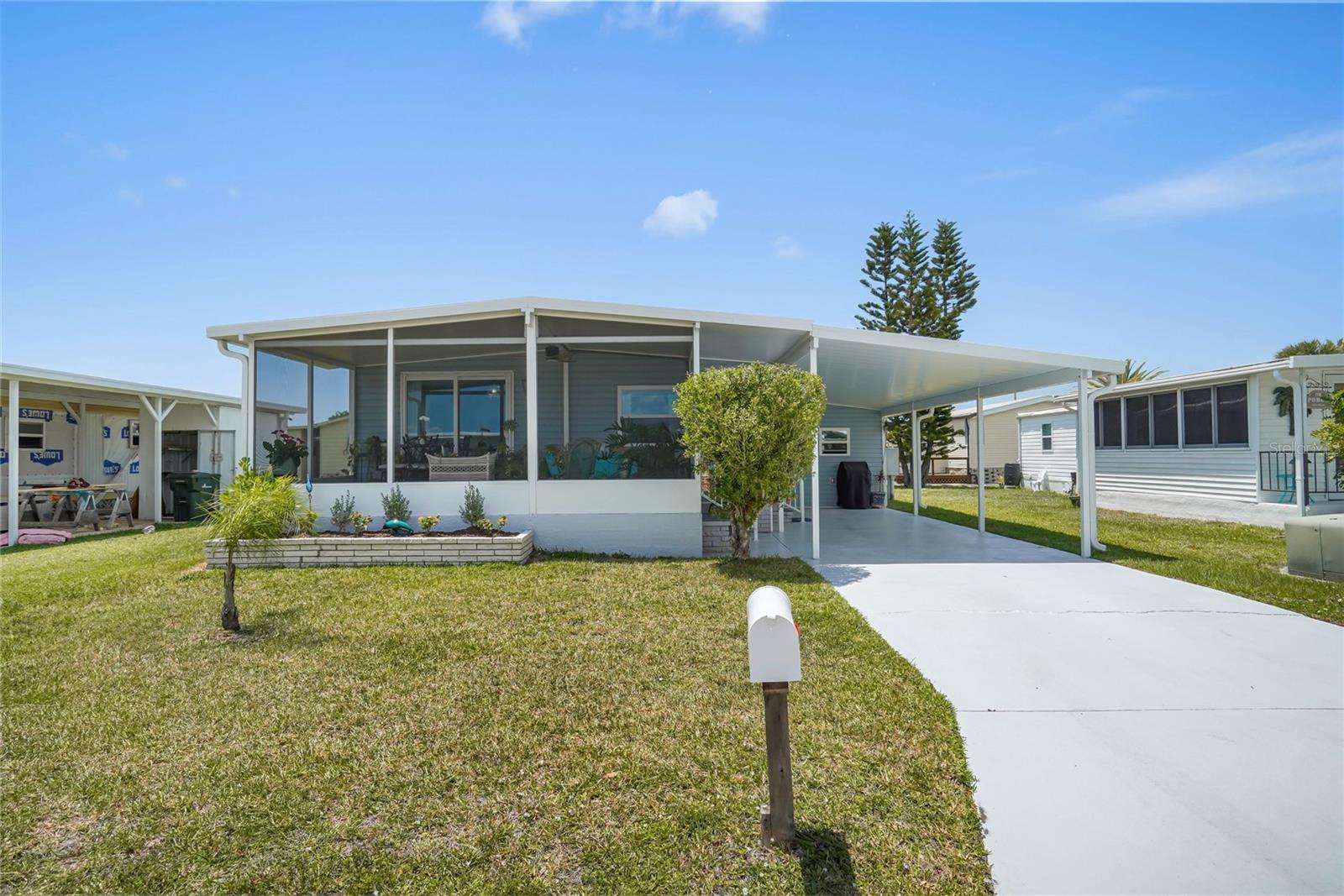 512 Imperial Dr, North Port, FL 34287