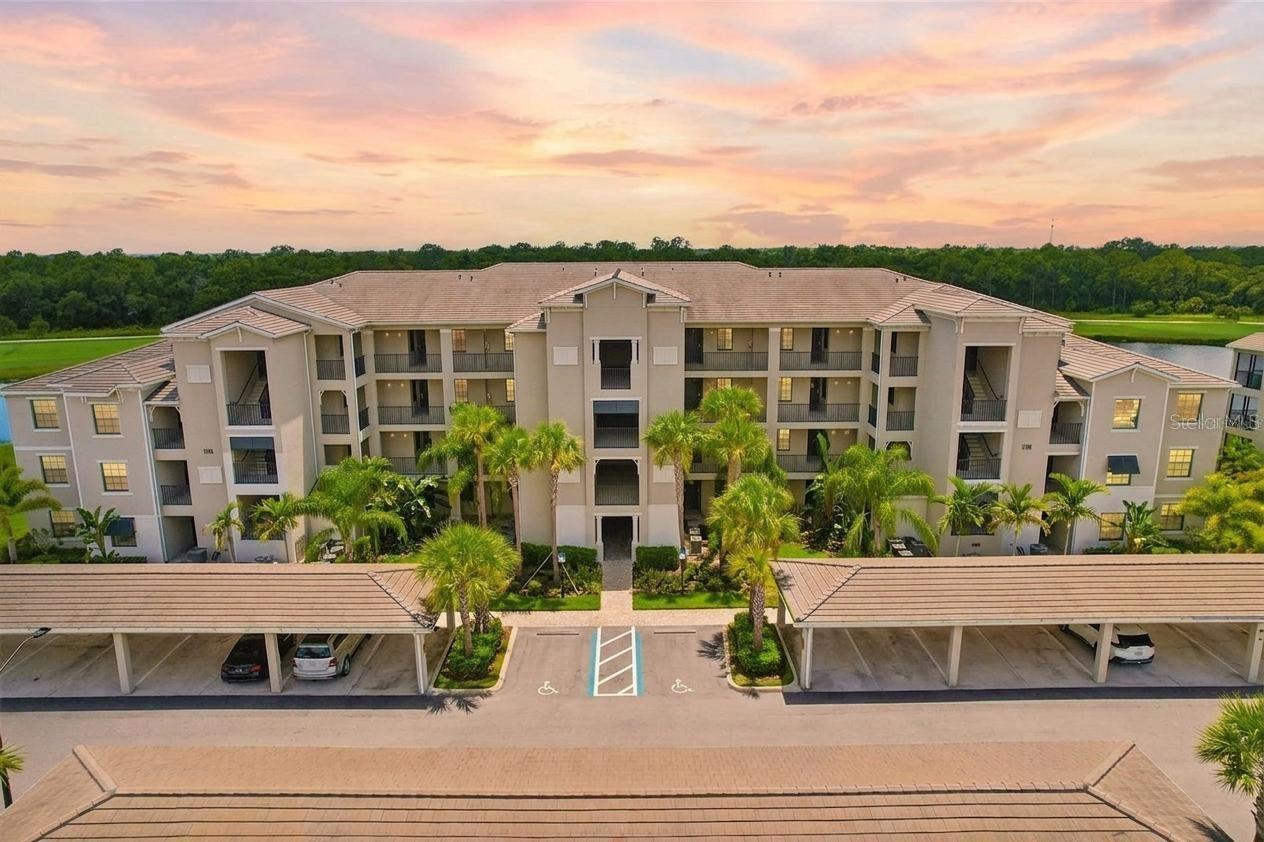 17704 Gawthrop Dr #201, Bradenton, FL 34211