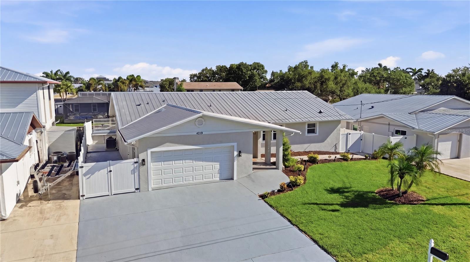 4219 2nd Ave Ne, Bradenton, FL 34208