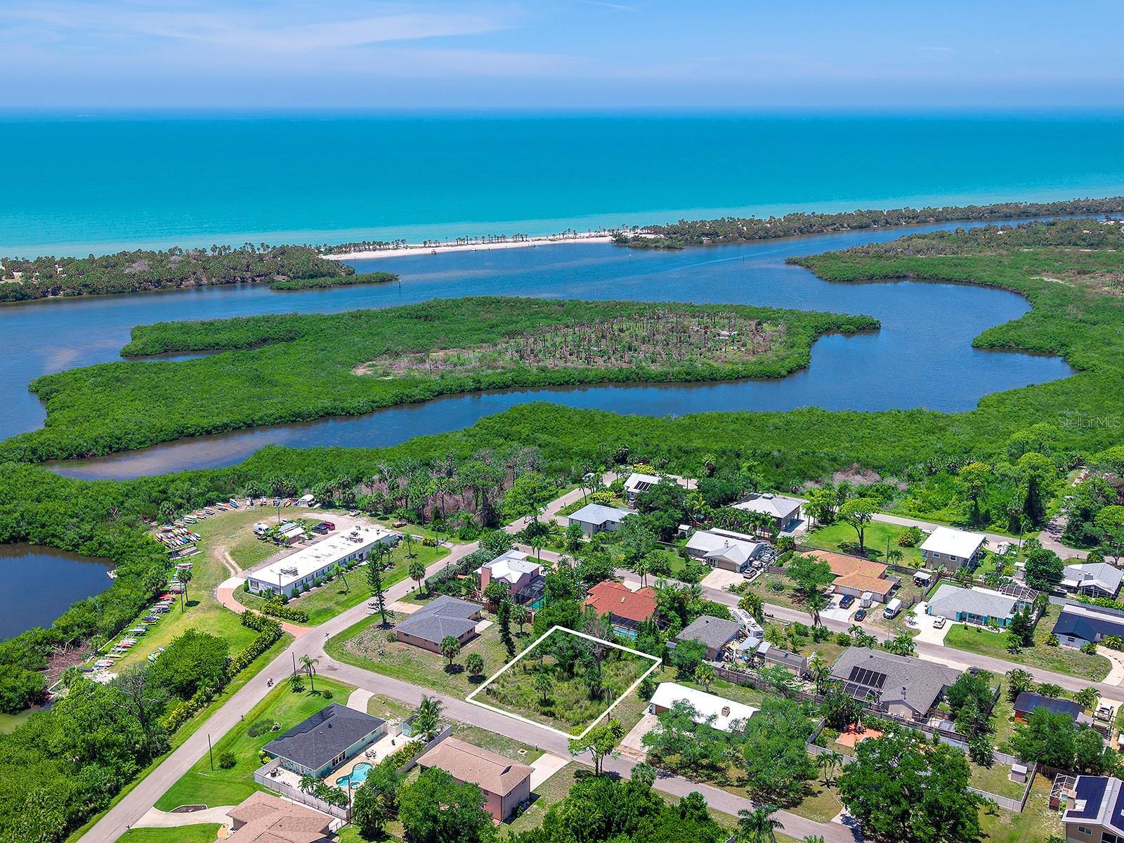 Everest Rd, Venice, FL 34293