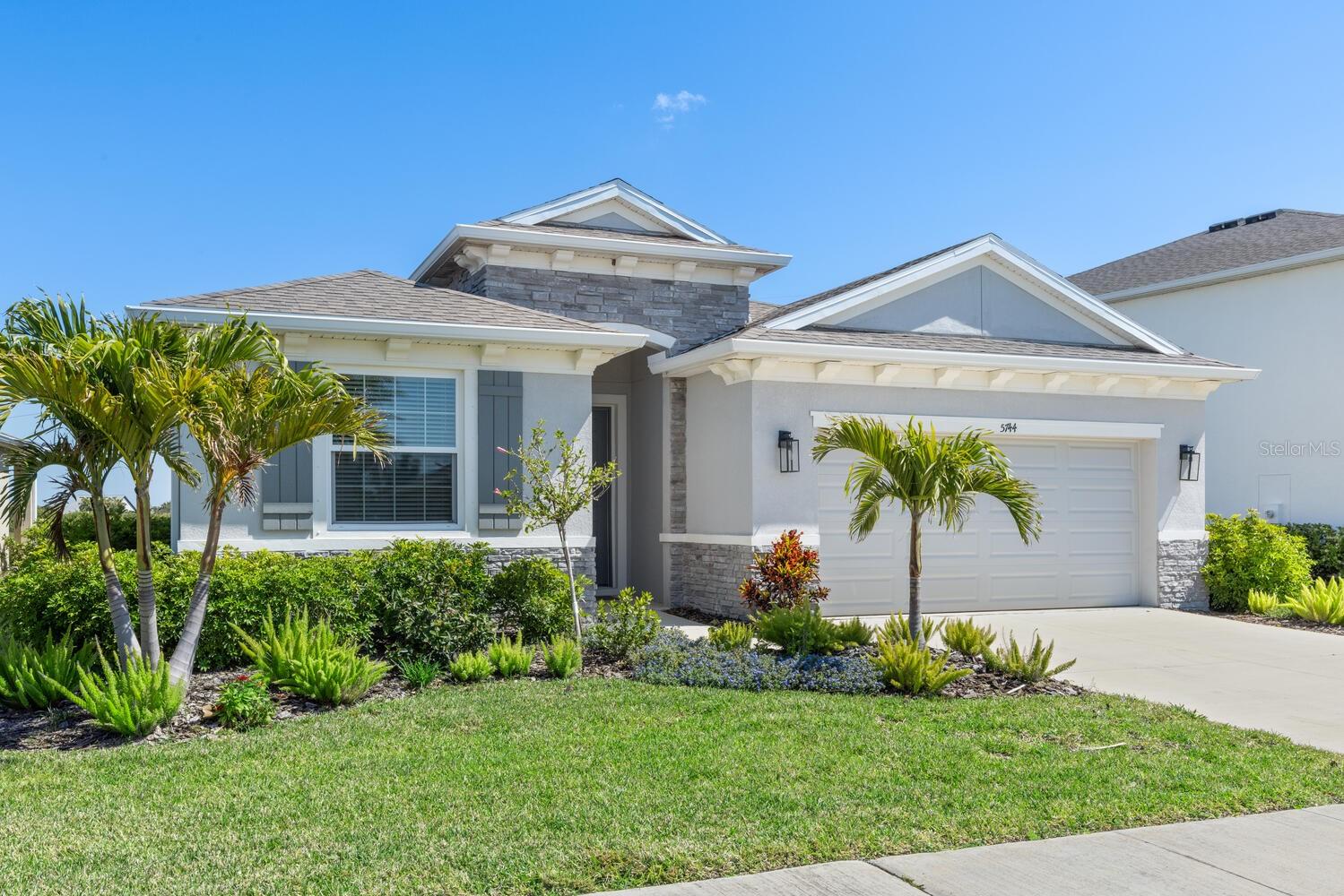 5744 Woodland Sage Dr, Sarasota, FL 34238