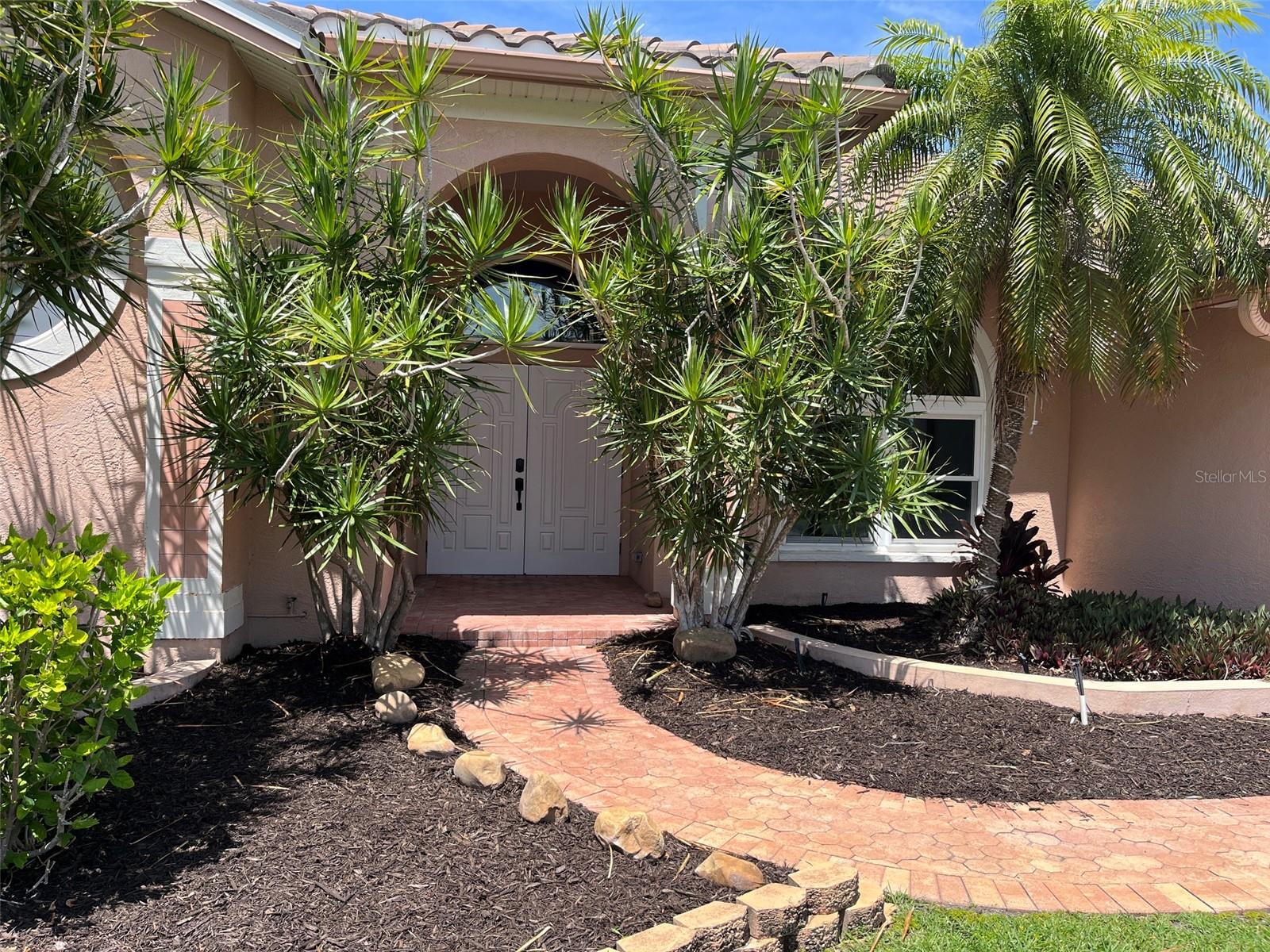4221 Hearthstone Dr, Sarasota, FL 34238