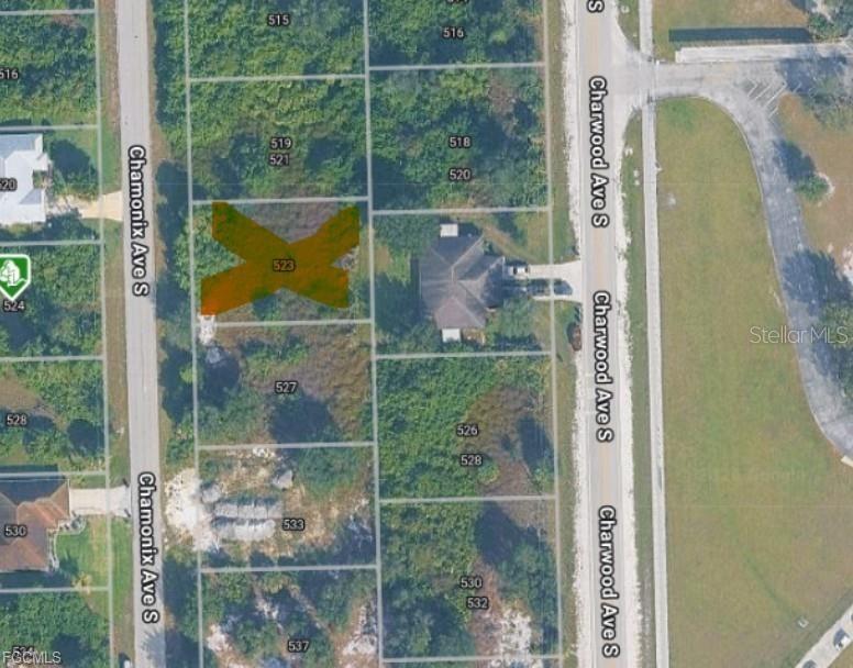525 Chamonix Ave S, Lehigh Acres, FL 33974