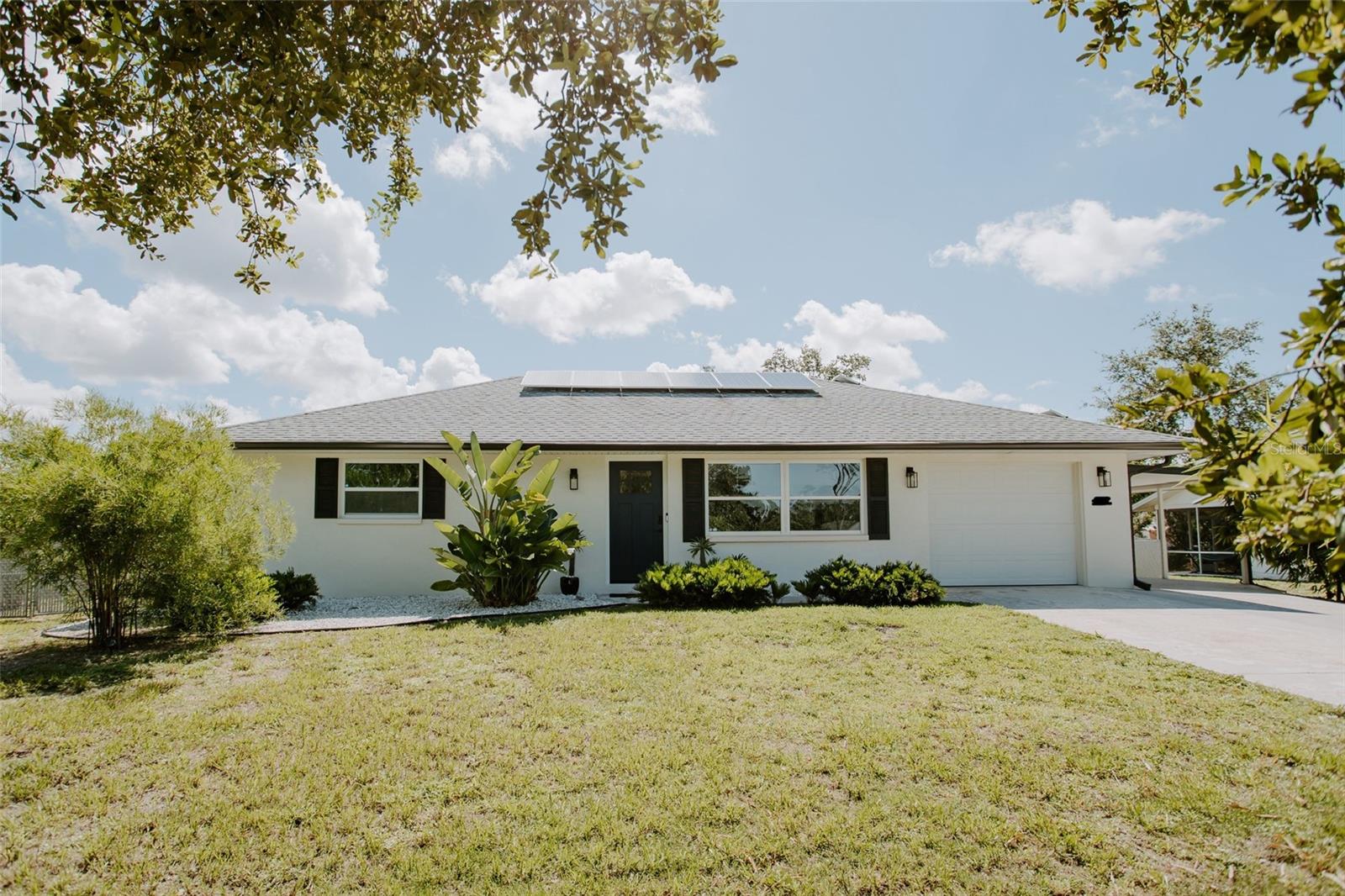 639 Michigan Ave, Englewood, FL 34223