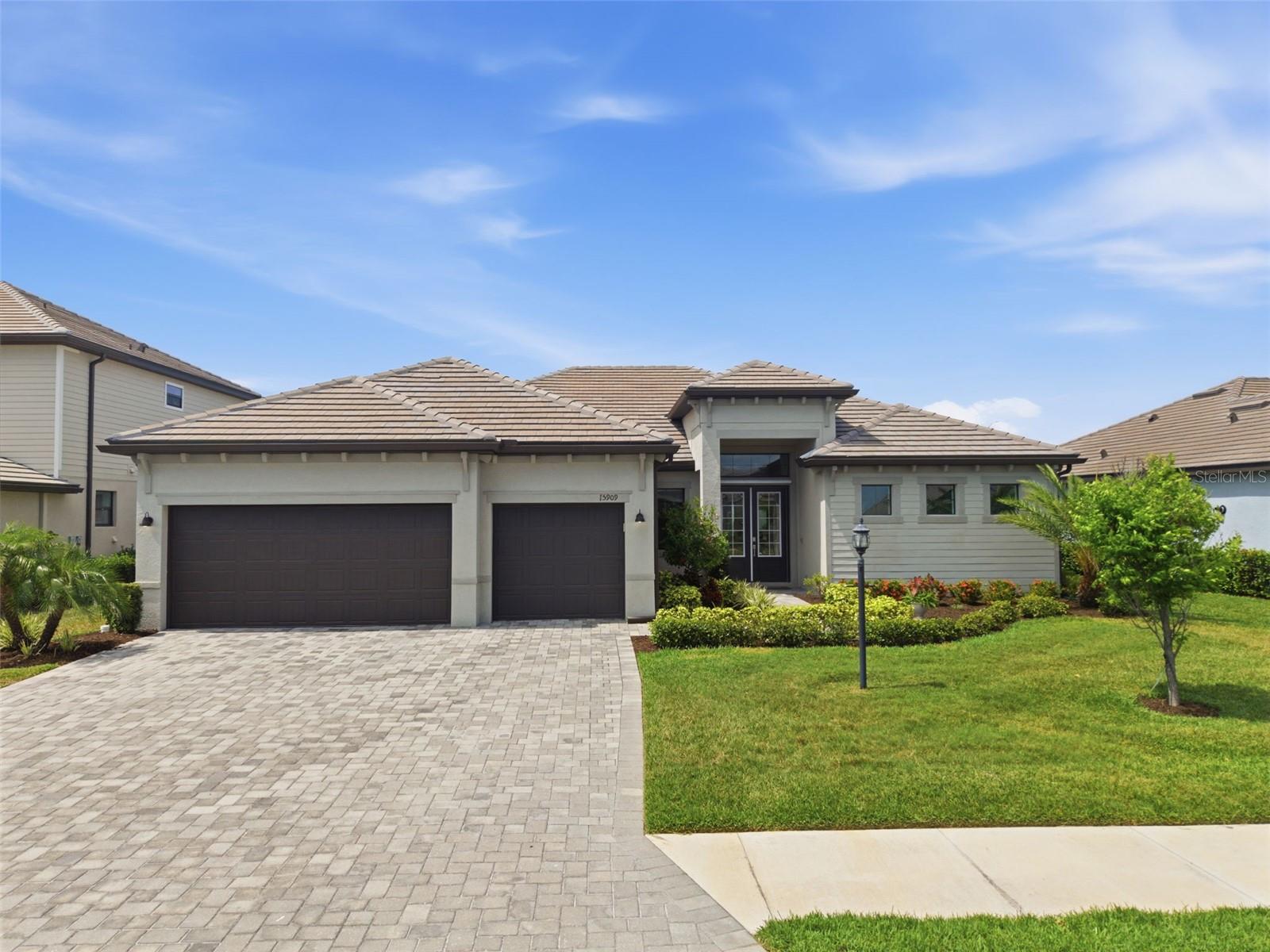 15909 Tradewind Ter, Lakewood Ranch, FL 34211