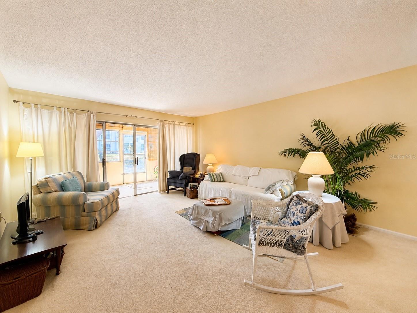2437 Harbor Blvd #102, Port Charlotte, FL 33952