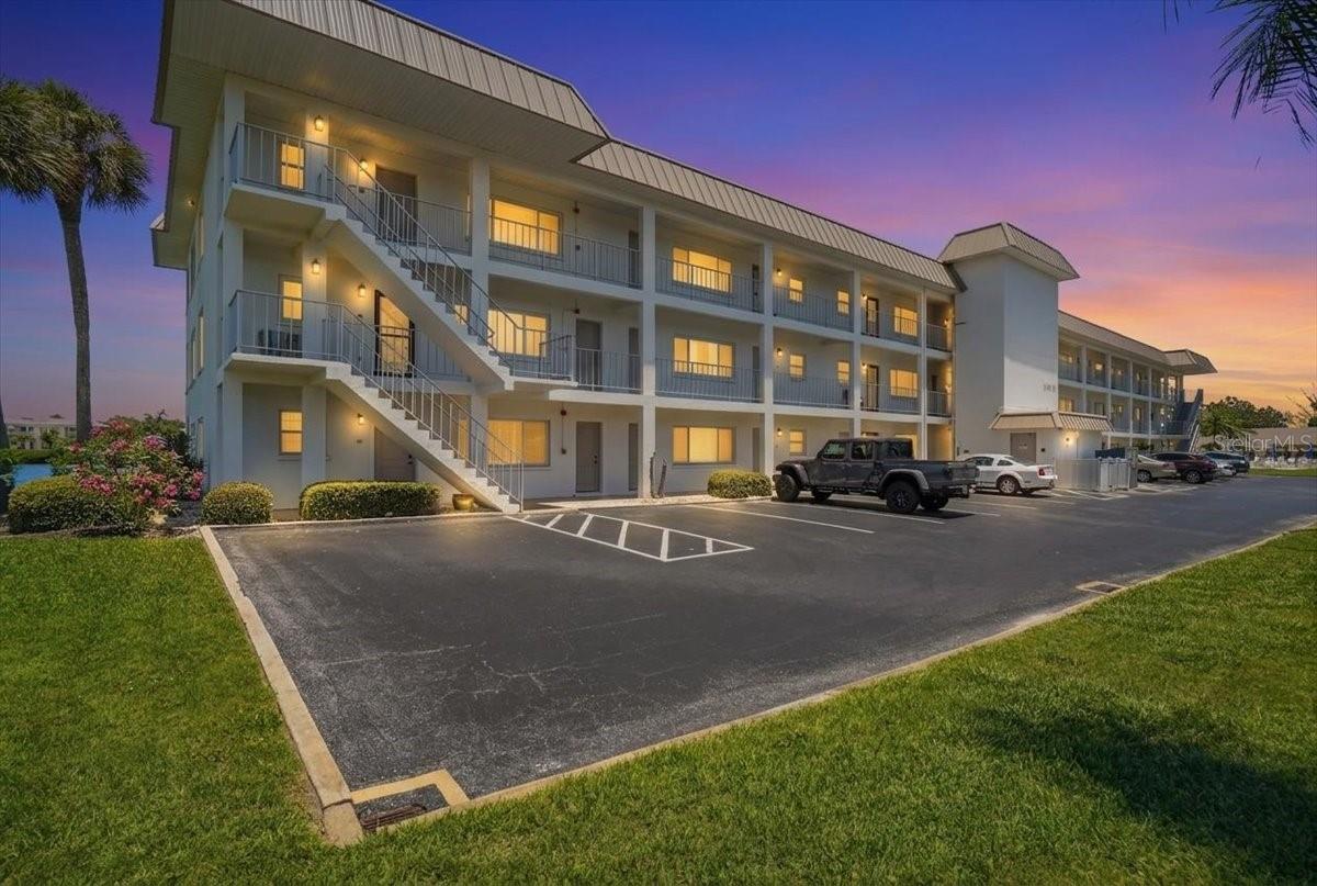 3330 Gulf Of Mexico Dr #202d, Longboat Key, FL 34228