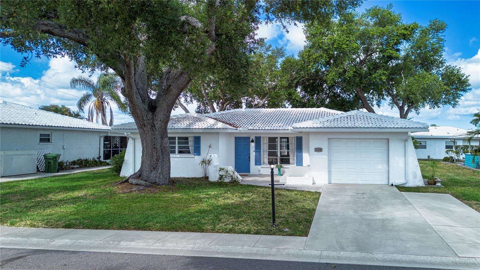 1008 Orchid Ln, Bradenton, FL 34208
