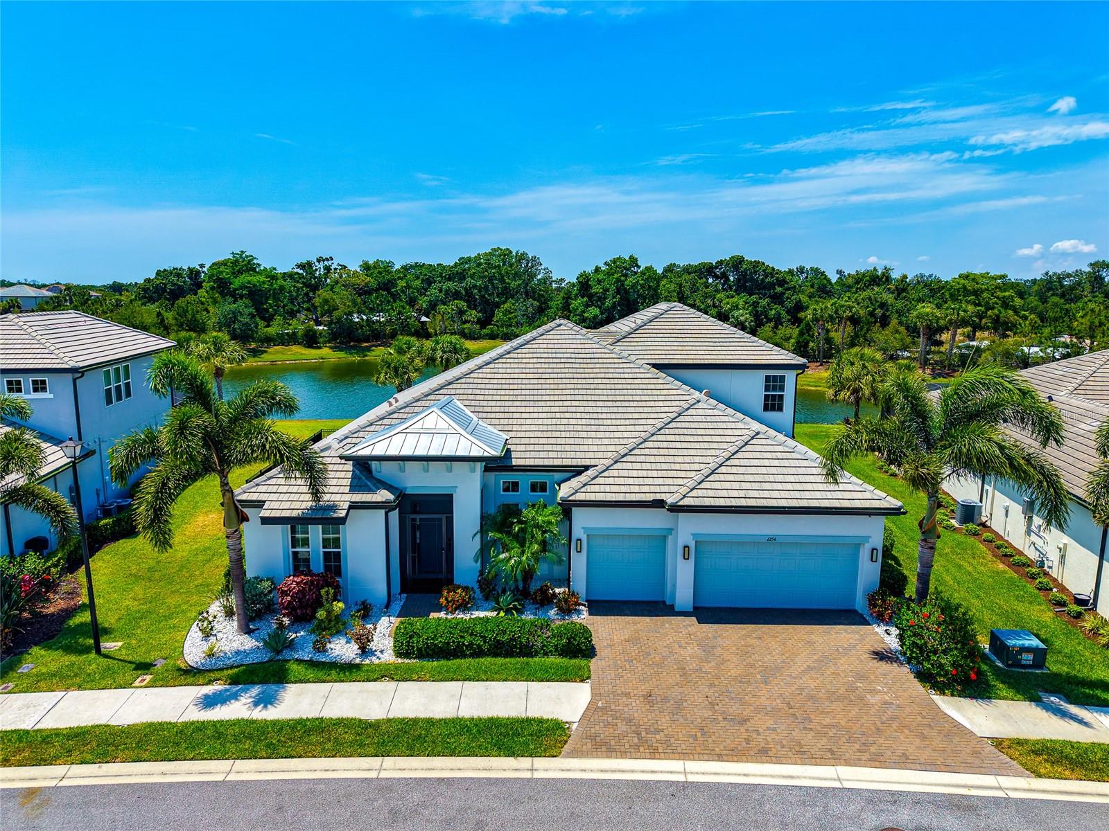6254 Rivo Lakes Blvd, Sarasota, FL 34241