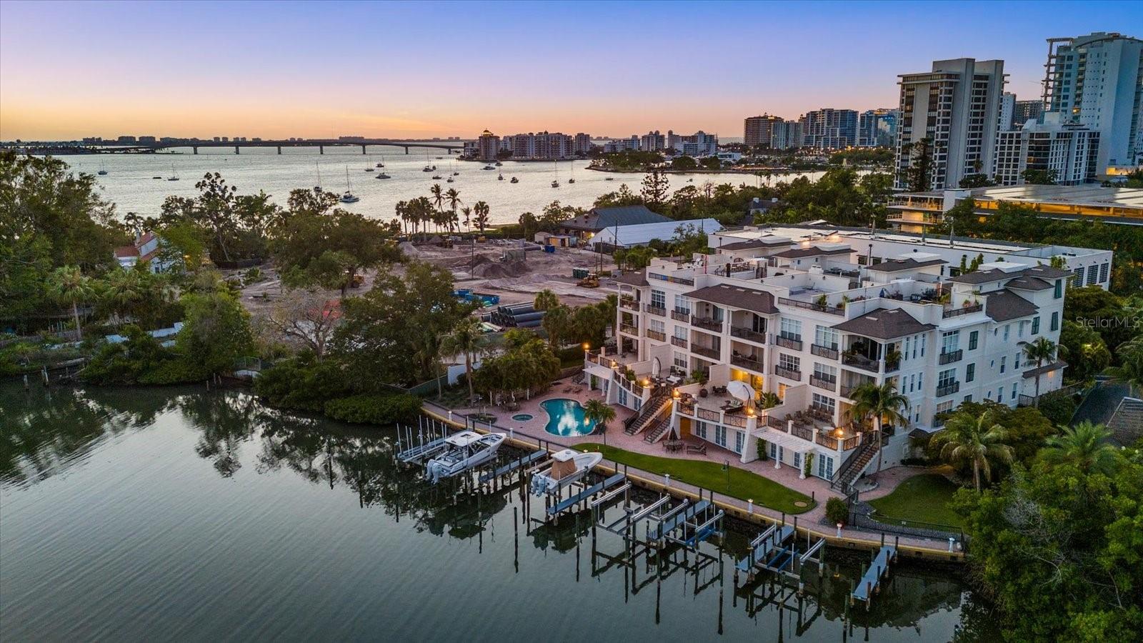 888 S Orange Ave #2c, Sarasota, FL 34236