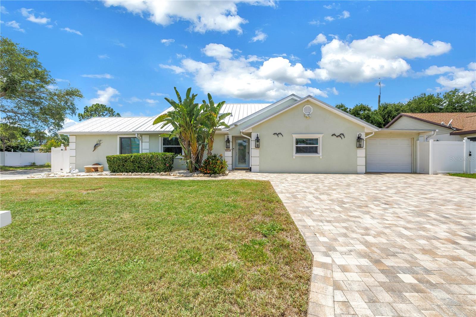3514 69th St W, Bradenton, FL 34209
