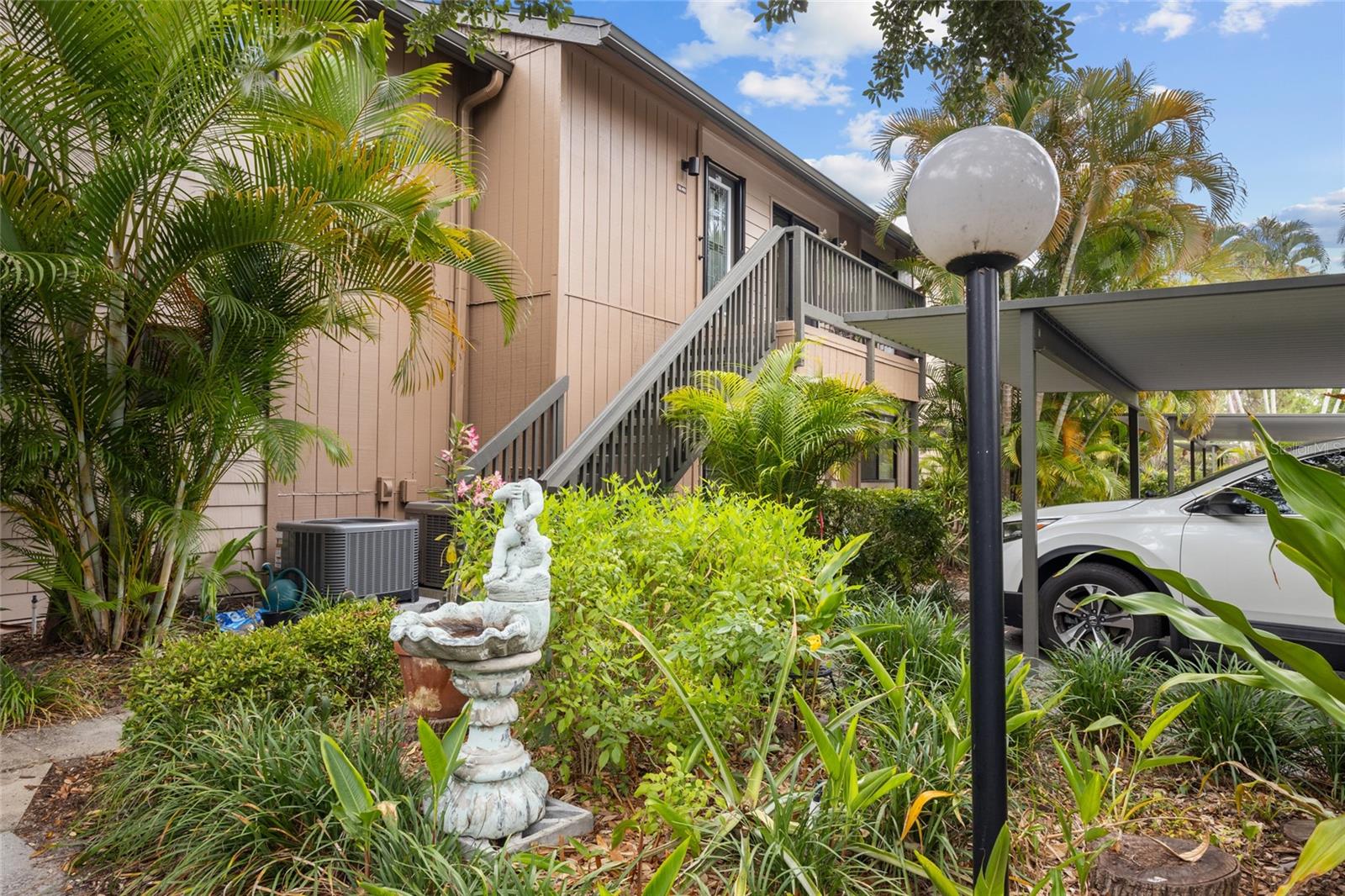 1702 Glenhouse Dr #410, Sarasota, FL 34231