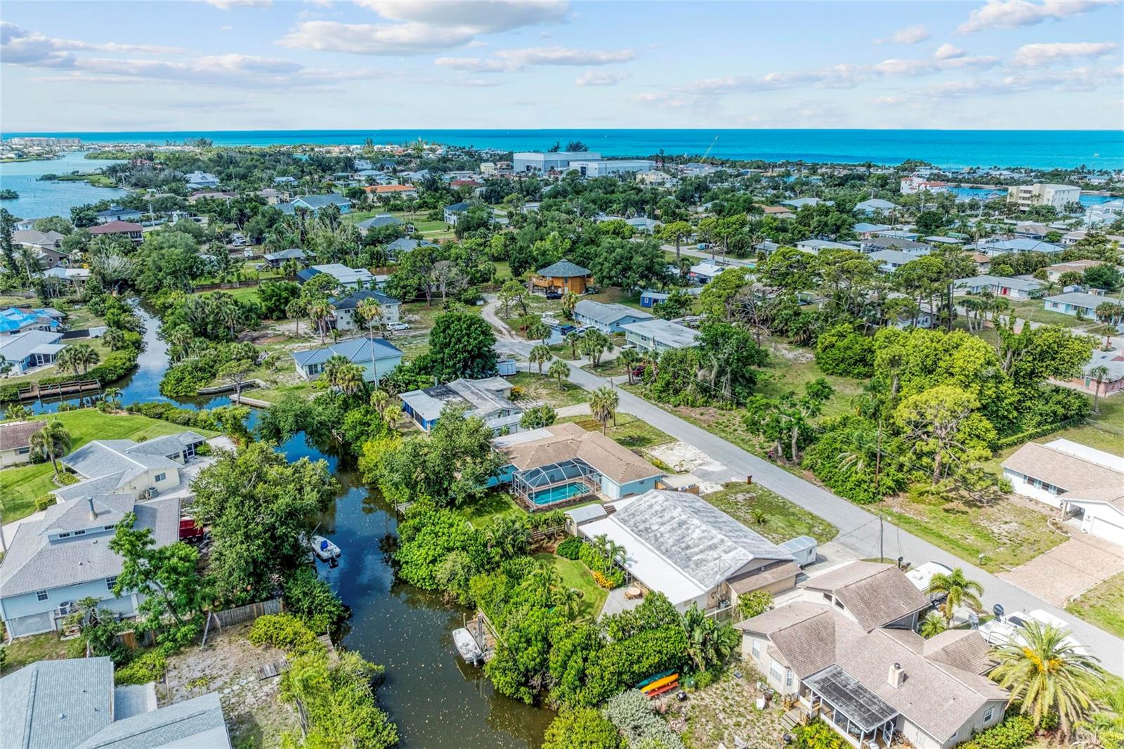 312 Winfield Way, Nokomis, FL 34275