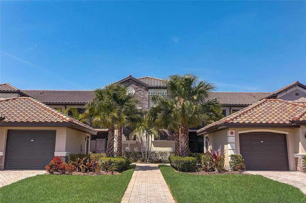 5517 Palmer Cir #203, Bradenton, FL 34211