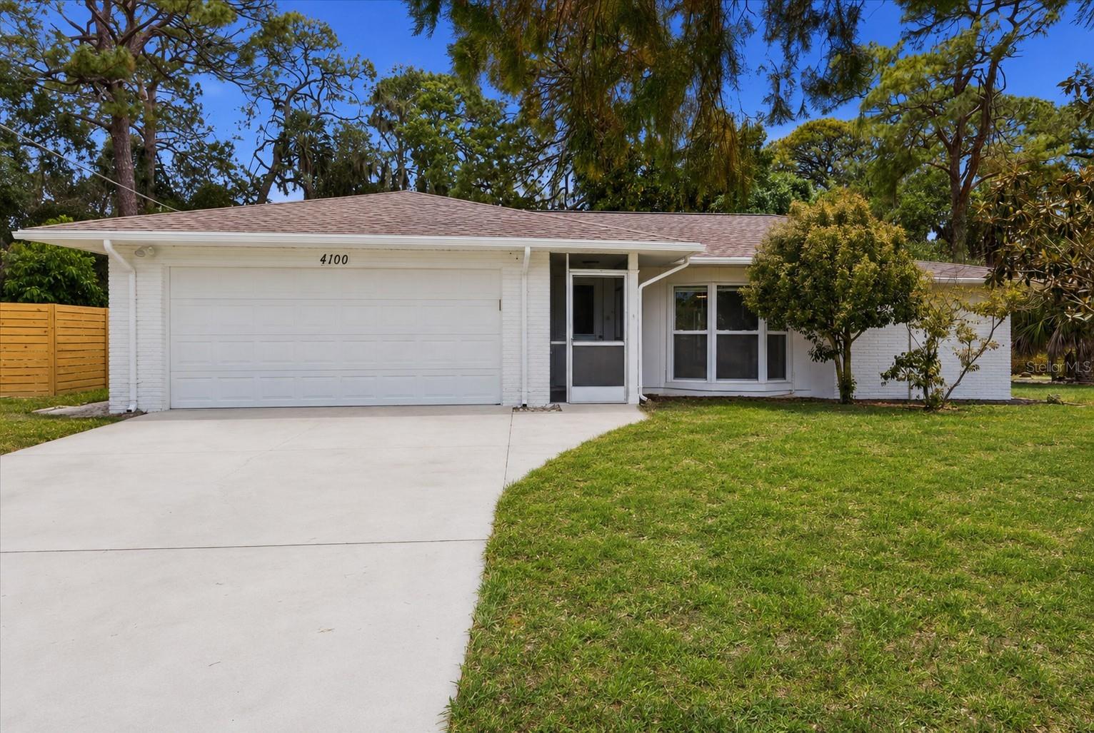 4100 Tee Rd, Sarasota, FL 34235