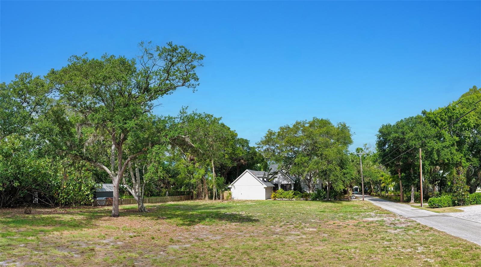 Turks Cap Pl, Sarasota, FL 34234