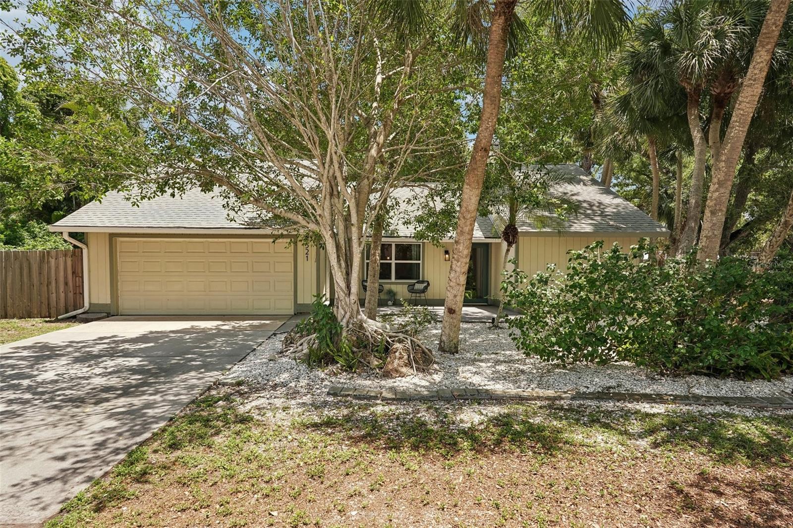 521 Avalon Rd, Venice, FL 34293
