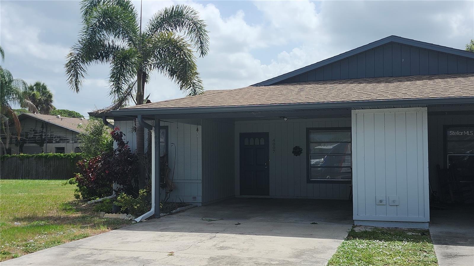 4007 78th St W, Bradenton, FL 34209