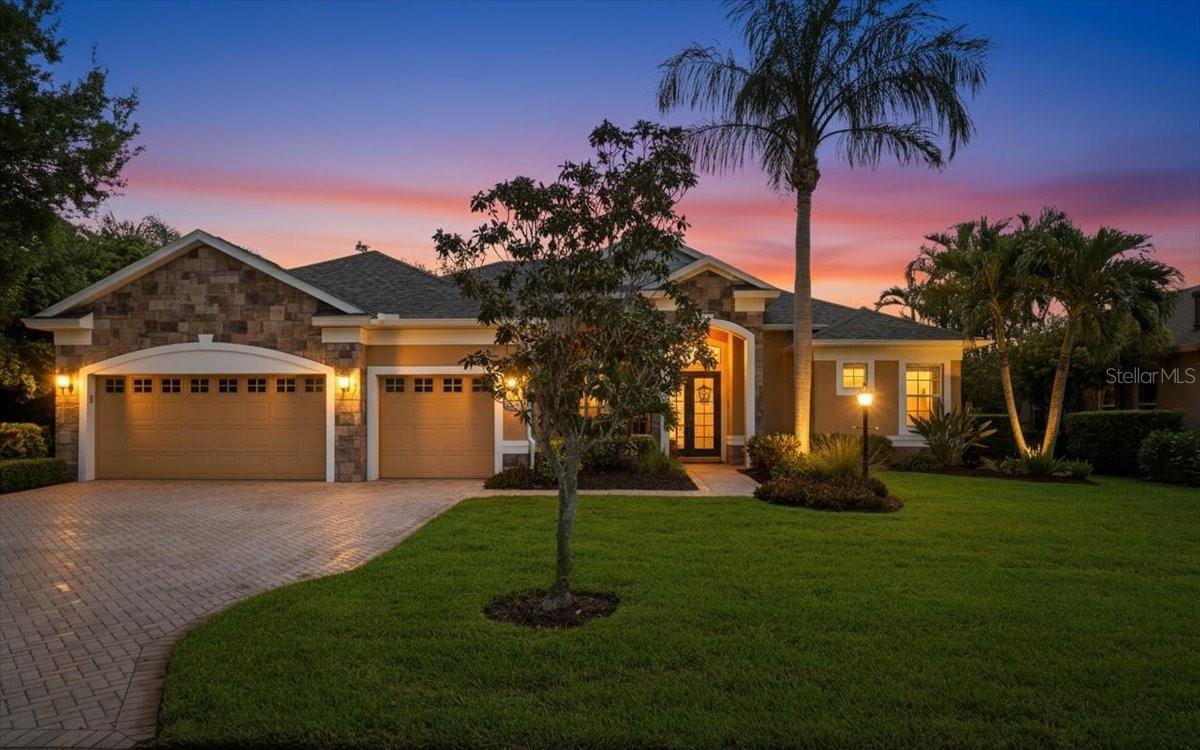 8843 17th Avenue Cir Nw, Bradenton, FL 34209