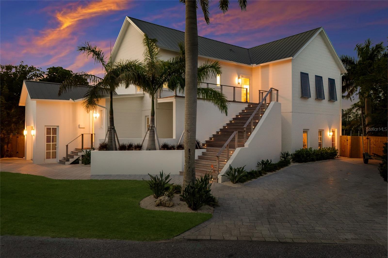 511 59th St, Bradenton Beach, FL 34217