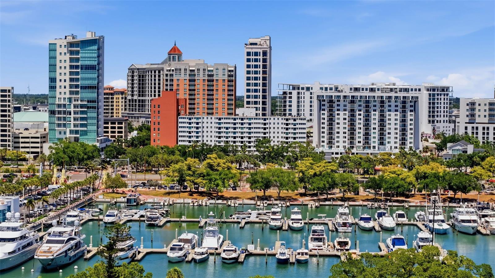 33 S Gulfstream Ave #404, Sarasota, FL 34236