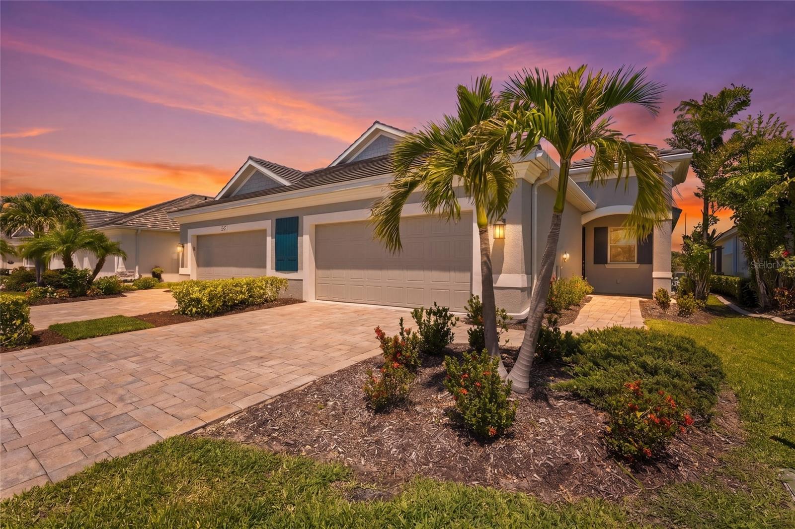 7523 Campus Cv, Sarasota, FL 34243
