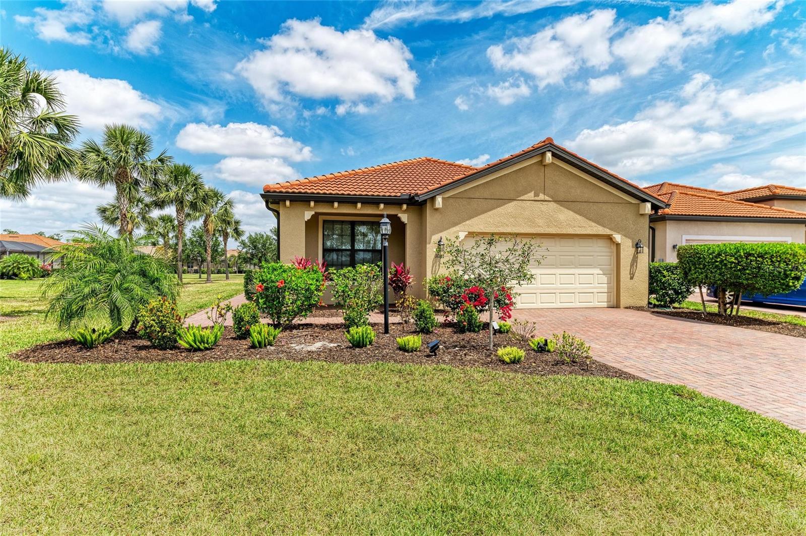 10111 Malachite Dr, Bradenton, FL 34211